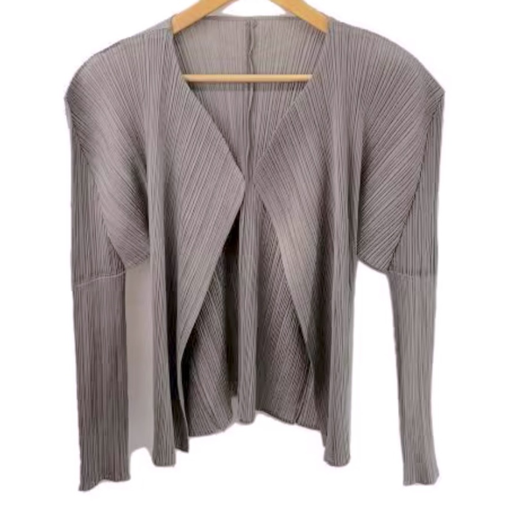 Issey Miyake Pleats Please Grey Cardigan in Size 3